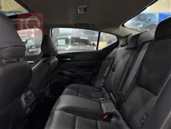 نيسان ألتيما